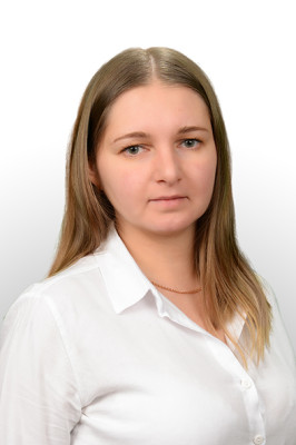 Старший воспитатель Батурина Кристина Геннадьевна Старший воспитатель Батурина Кристина Геннадьевна